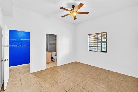 Copropriété à vendre à Coral Springs, Floride: 3 chambres, 116.13 m2 № 1372351 - photo 4