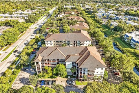 Copropriété à vendre à Coral Springs, Floride: 3 chambres, 116.13 m2 № 1372351 - photo 30