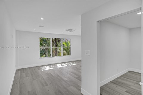 Touwnhouse à vendre à Fort Lauderdale, Floride: 4 chambres, 210.52 m2 № 1372356 - photo 21