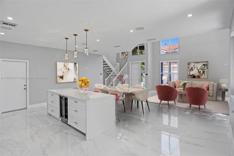 Adosado en venta en Fort Lauderdale, Florida, 4 dormitorios, 210.52 m2 № 1372356 - foto 8