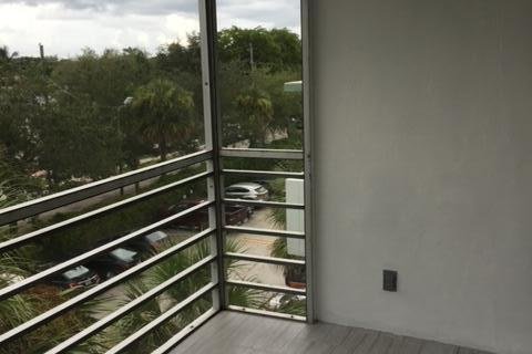 Copropriété à vendre à Hollywood, Floride: 2 chambres, 96.62 m2 № 1118710 - photo 21