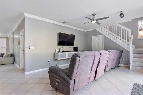 House in Miramar, Florida 4 bedrooms, 202.53 sq.m. № 784948 - photo 16