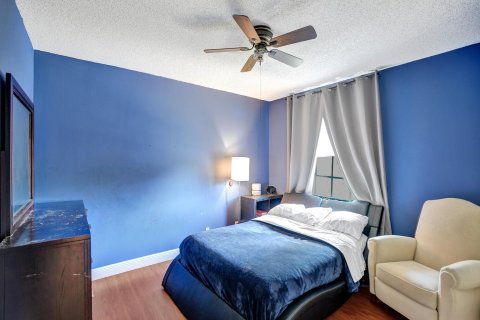 Casa en venta en Coral Springs, Florida, 5 dormitorios, 209.31 m2 № 807594 - foto 15