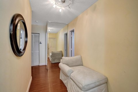 Casa en venta en Coral Springs, Florida, 5 dormitorios, 209.31 m2 № 807594 - foto 25