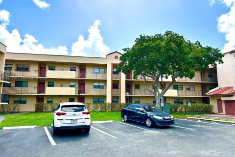 Condominio en venta en Miramar, Florida, 2 dormitorios, 76.18 m2 № 1410766 - foto 8