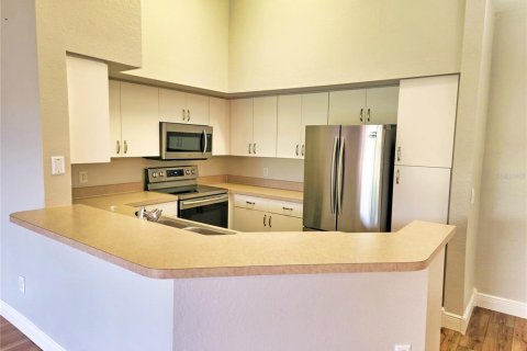 Condo in Sarasota, Florida, 1 bedroom  № 1373961 - photo 11