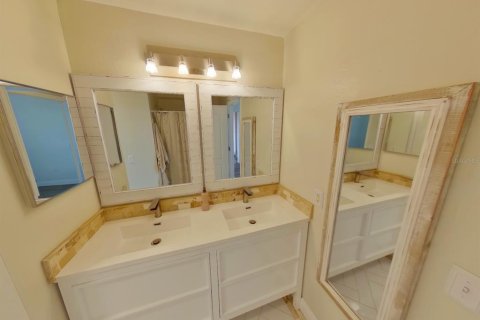 Condominio en venta en Sarasota, Florida, 1 dormitorio, 77.02 m2 № 1373961 - foto 22