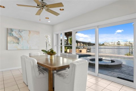 Casa en venta en Saint Pete Beach, Florida, 3 dormitorios, 220.74 m2 № 1374014 - foto 21