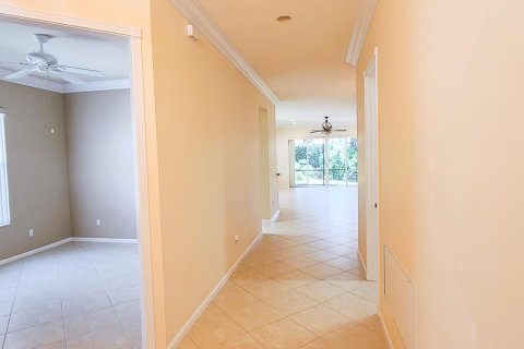 House in Lake Worth, Florida 2 bedrooms, 202.16 sq.m. № 1129275 - photo 17