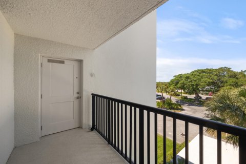 Condo in Jupiter, Florida, 2 bedrooms  № 1132826 - photo 17