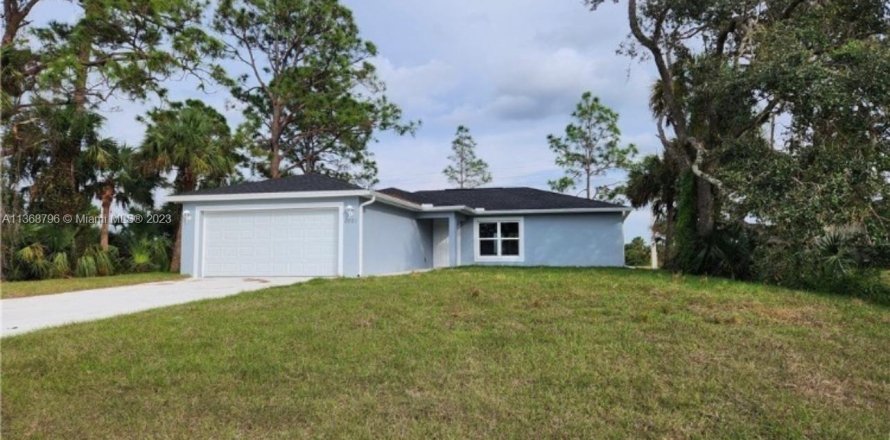 House in LaBelle, Florida 3 bedrooms № 423885