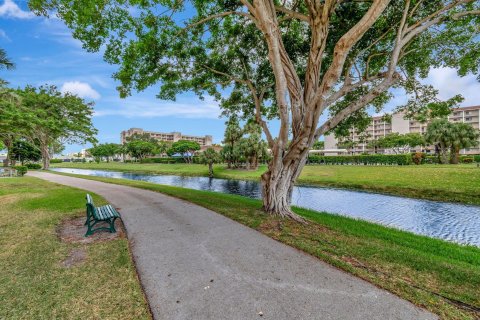 Copropriété à vendre à Delray Beach, Floride: 2 chambres, 98.48 m2 № 1174772 - photo 10