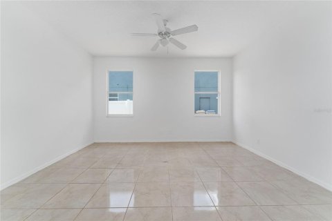 Casa en venta en Kissimmee, Florida, 4 dormitorios, 181.35 m2 № 1288756 - foto 15