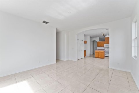 Villa ou maison à vendre à Kissimmee, Floride: 4 chambres, 181.35 m2 № 1288756 - photo 27