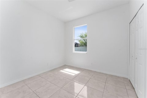 Casa en venta en Kissimmee, Florida, 4 dormitorios, 181.35 m2 № 1288756 - foto 10