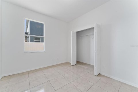 Casa en venta en Kissimmee, Florida, 4 dormitorios, 181.35 m2 № 1288756 - foto 14