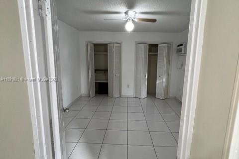 Apartamento en alquiler en North Miami, Florida, 1 dormitorio, 139.26 m2 № 162176 - foto 17