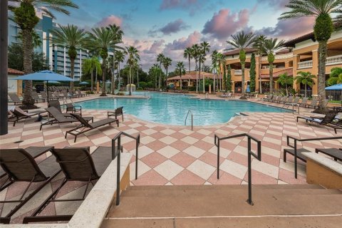 Condo in Orlando, Florida, 3 bedrooms  № 733486 - photo 26