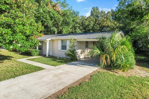 Villa ou maison à vendre à Ocala, Floride: 2 chambres, 95.22 m2 № 1431100 - photo 1