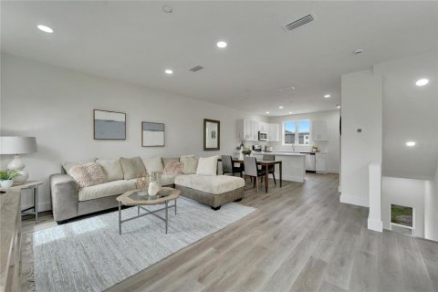 Adosado en venta en Tampa, Florida, 2 dormitorios, 121.14 m2 № 1157255 - foto 21