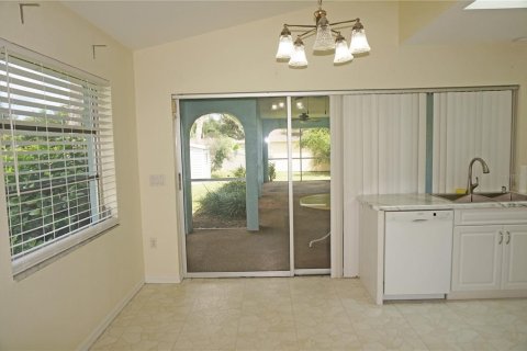 House in Port Charlotte, Florida 3 bedrooms, 191.56 sq.m. № 1325075 - photo 19