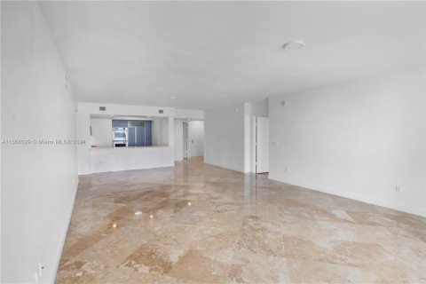 Copropriété à vendre à Aventura, Floride: 2 chambres, 185.9 m2 № 1384198 - photo 21