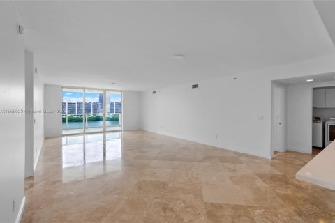 Copropriété à vendre à Aventura, Floride: 2 chambres, 185.9 m2 № 1384198 - photo 12