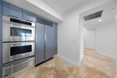 Copropriété à vendre à Aventura, Floride: 2 chambres, 185.9 m2 № 1384198 - photo 11