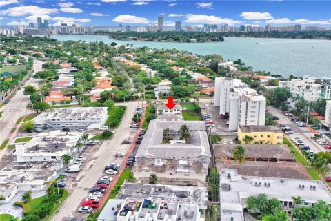 Immobilier commercial à vendre à Miami Beach, Floride № 197165 - photo 24