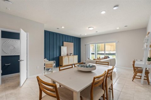 Townhouse in CYPRESS CAY in Kissimmee, Florida 3 bedrooms, 157.84 sq.m. № 1342477 - photo 9