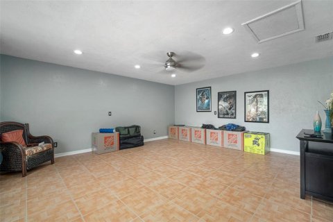 Villa ou maison à vendre à Brandon, Floride: 4 chambres, 234.58 m2 № 1354056 - photo 22