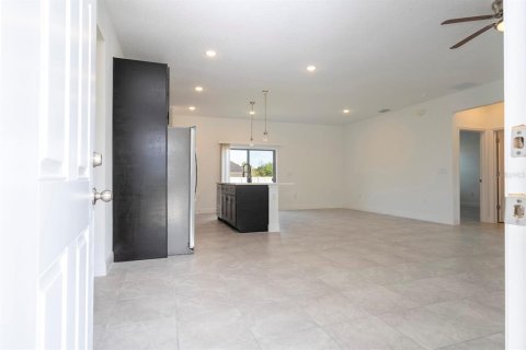 Casa en venta en Ocala, Florida, 3 dormitorios, 140.65 m2 № 1421061 - foto 3