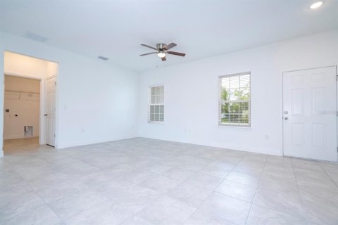 House in Ocala, Florida 3 bedrooms, 140.65 sq.m. № 1421061 - photo 5