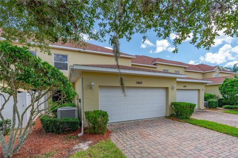 Townhouse in New Smyrna Beach, Florida 2 bedrooms, 170.66 sq.m. № 744742 - photo 28