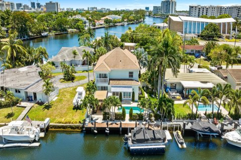 Villa ou maison à vendre à Fort Lauderdale, Floride: 4 chambres, 278.34 m2 № 1221668 - photo 2