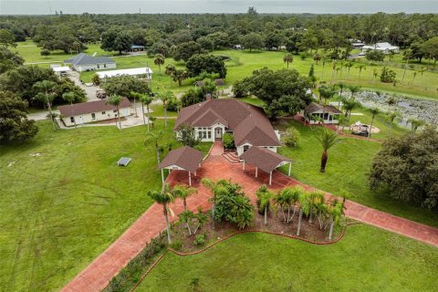 Villa ou maison à vendre à LaBelle, Floride: 4 chambres, 256.13 m2 № 1277459 - photo 1