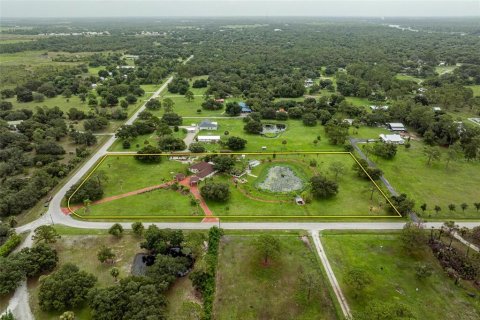 House in LaBelle, Florida 4 bedrooms, 256.13 sq.m. № 1277459 - photo 2