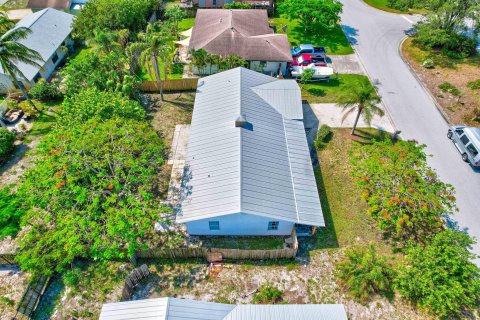 Villa ou maison à vendre à Hobe Sound, Floride: 4 chambres, 132.66 m2 № 1185577 - photo 6