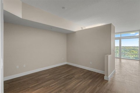 Condominio en venta en Orlando, Florida, 1 dormitorio, 59.83 m2 № 990762 - foto 4