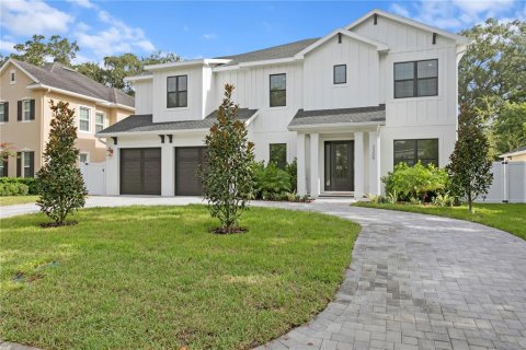 Villa ou maison à vendre à Tampa, Floride: 5 chambres, 402.73 m2 № 1390861 - photo 1