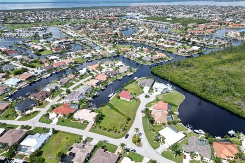 Terreno en venta en Punta Gorda, Florida № 1390860 - foto 3