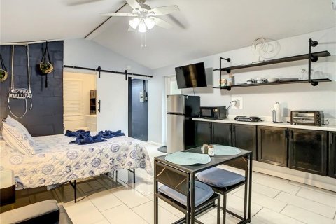 Apartment in Saint Petersburg, Florida 1 bedroom, 32.52 sq.m. № 222607 - photo 4