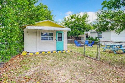 Apartment in Saint Petersburg, Florida 1 bedroom, 32.52 sq.m. № 222607 - photo 1