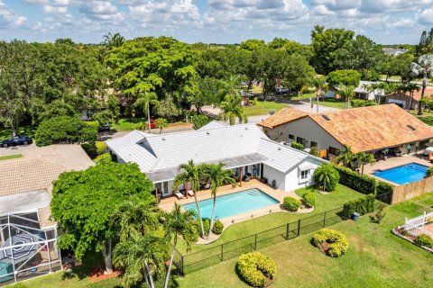 Villa ou maison à vendre à Coral Springs, Floride: 4 chambres, 214.23 m2 № 1185567 - photo 9