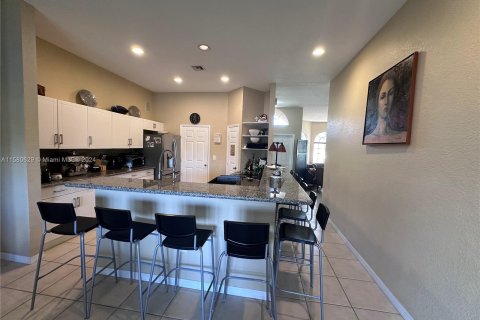 Villa ou maison à vendre à Miramar, Floride: 3 chambres, 156.45 m2 № 1168148 - photo 12