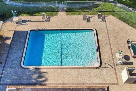 Copropriété à vendre à Tamarac, Floride: 2 chambres, 117.99 m2 № 1222509 - photo 13