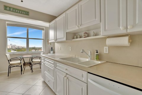 Copropriété à vendre à Pompano Beach, Floride: 2 chambres, 132.39 m2 № 1016272 - photo 20