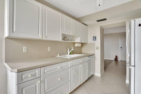 Copropriété à vendre à Pompano Beach, Floride: 2 chambres, 132.39 m2 № 1016272 - photo 14