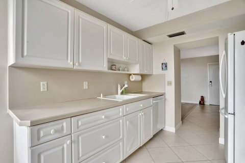 Copropriété à vendre à Pompano Beach, Floride: 2 chambres, 132.39 m2 № 1016272 - photo 15