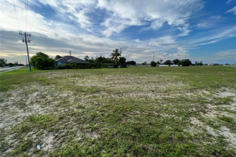 Terrain à vendre à Cape Coral, Floride № 219166 - photo 1